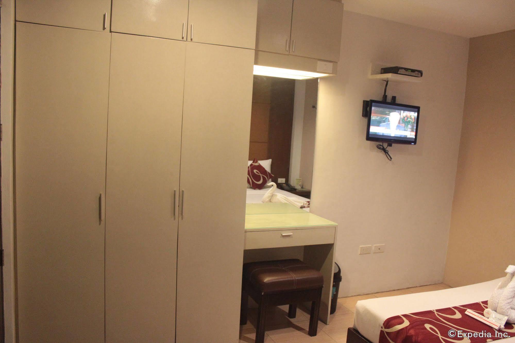 Acl Suites Quezon City Dış mekan fotoğraf