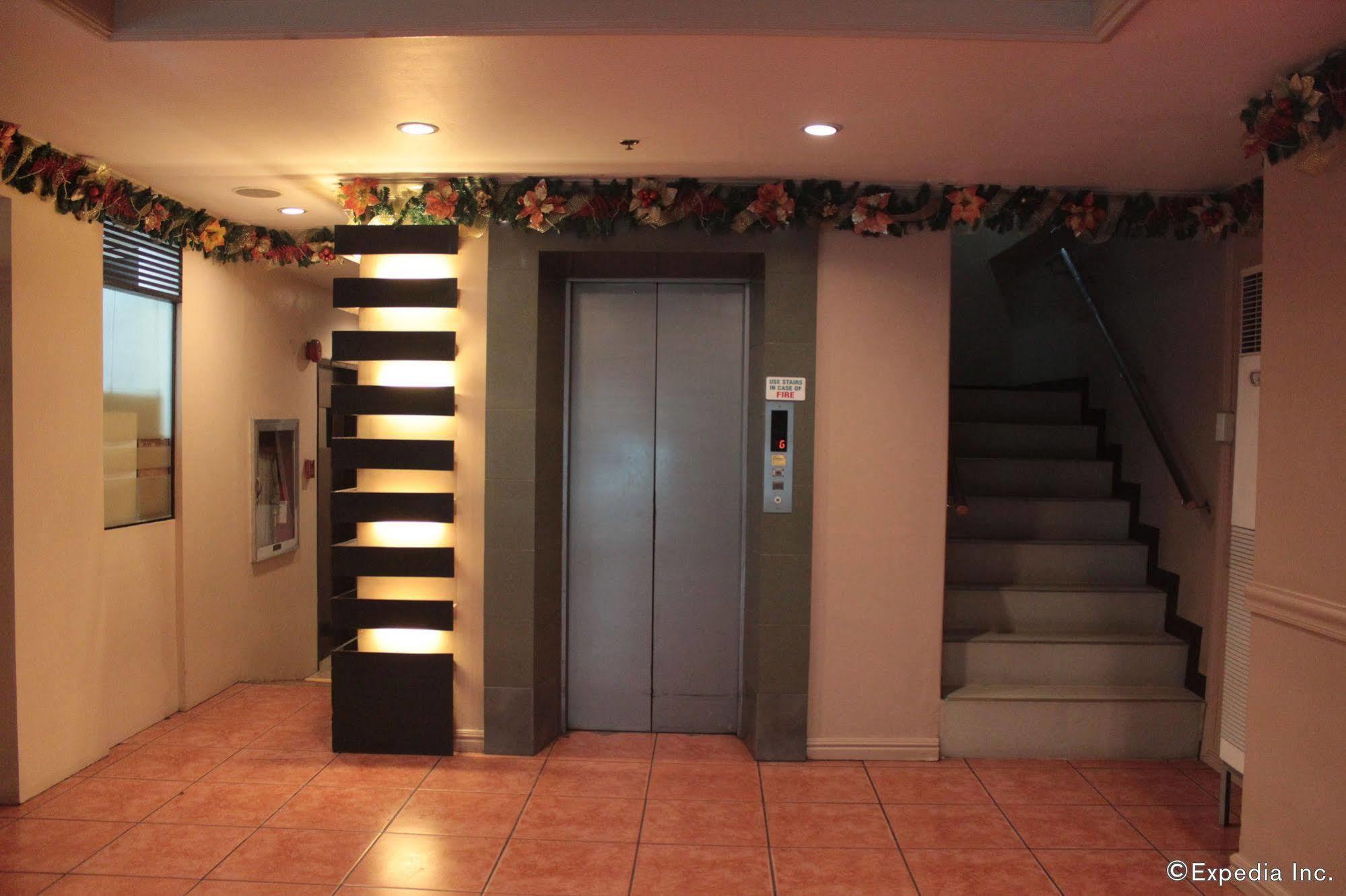 Acl Suites Quezon City Dış mekan fotoğraf