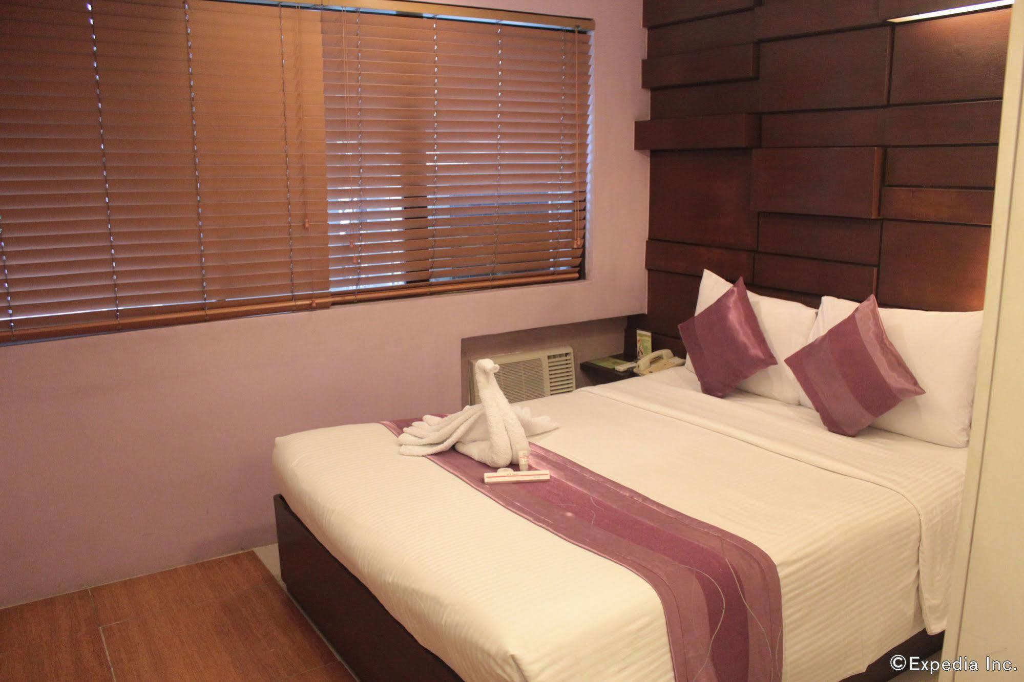 Acl Suites Quezon City Dış mekan fotoğraf